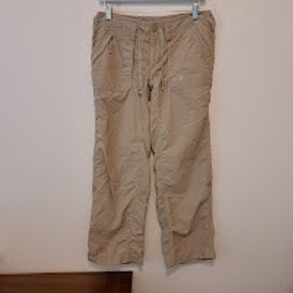 The North Face Womens 8 Horizon Cargo Pants Tan Khaki Nylon Hiking Trousers